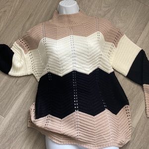 Inner circle sweater size M knitted color block taupe cream and black women top